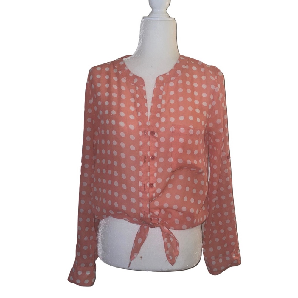 Polka dot blouse‎